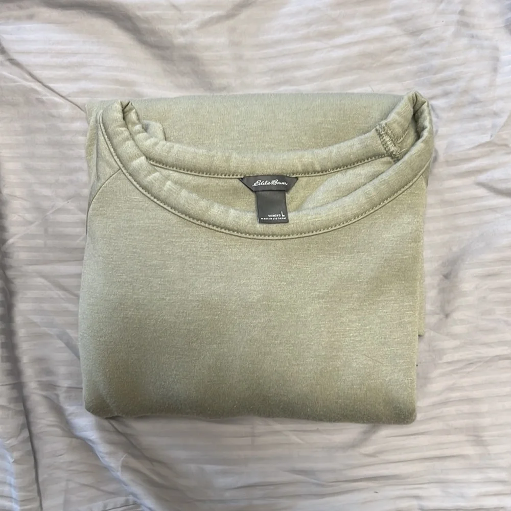 Eddie Bauer Sweatshirt - Picture 3 of 4